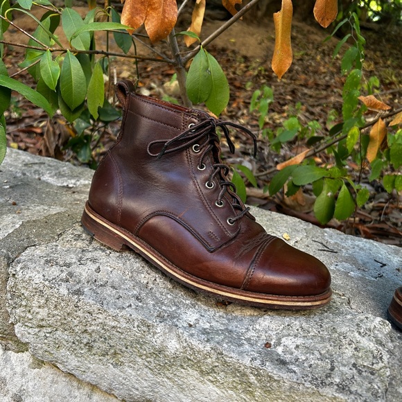 Helm Brown Leather Boots Size 8.5D - Picture 3 of 4